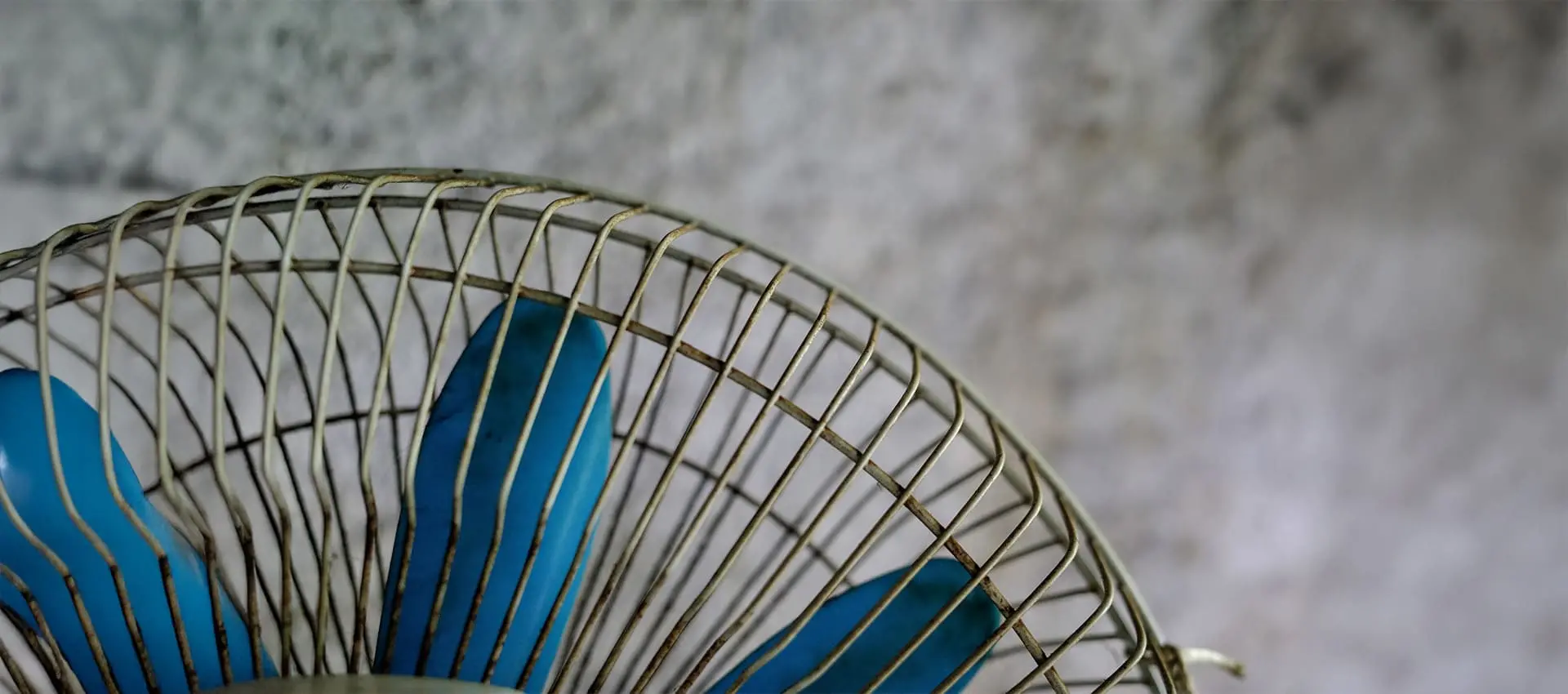 Air Cooler Vs Kipas Angin : Perbedaan, Kelebihan dan Kekurangan