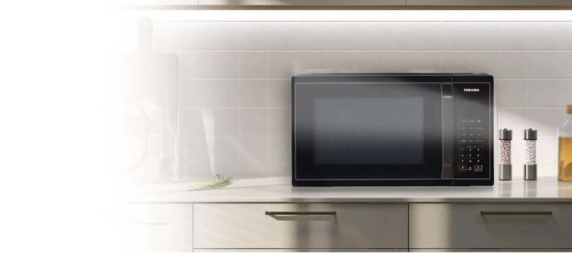 Penggunaan Microwave Yang Benar dan Aman!